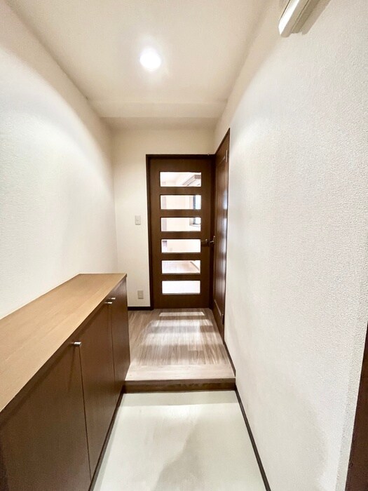 物件内観写真18　(廊下)