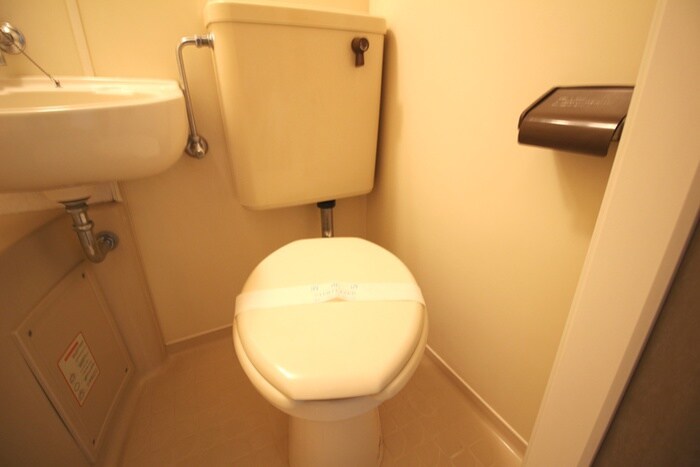 物件内観写真12　(トイレ)