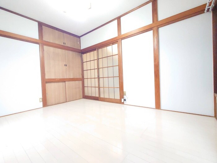 物件内観写真8　(居室)