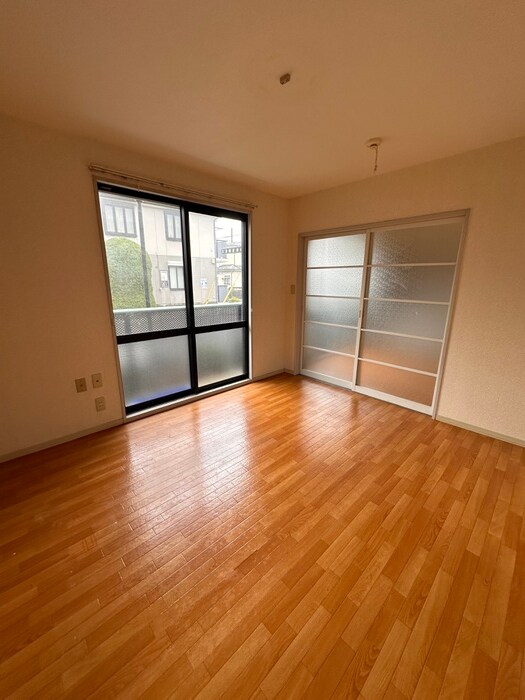 物件内観写真5　(居室)