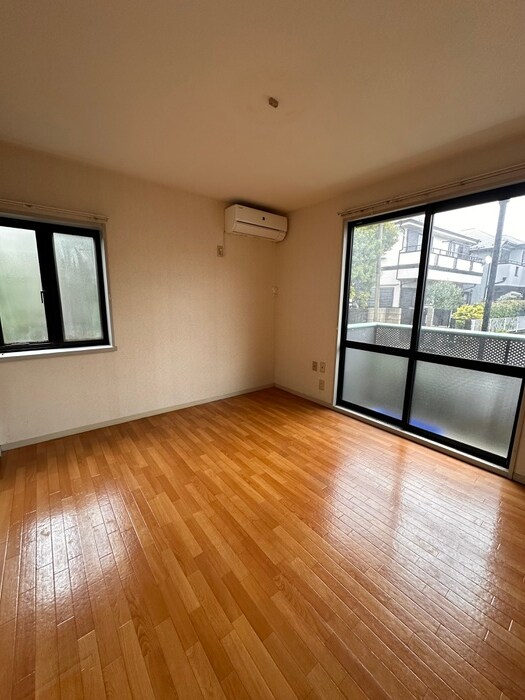 物件内観写真6　(居室)