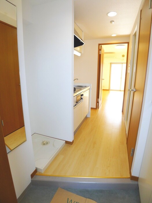 物件内観写真15　(廊下)