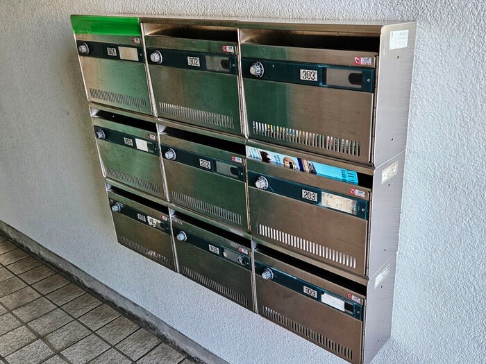 物件外観写真4　(建物設備)