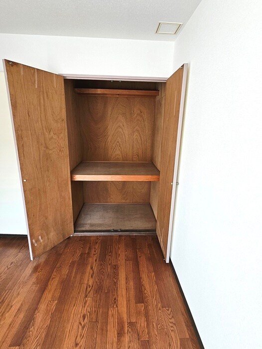 物件内観写真13　(収納)