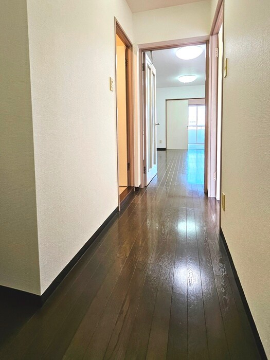 物件内観写真22　(廊下)