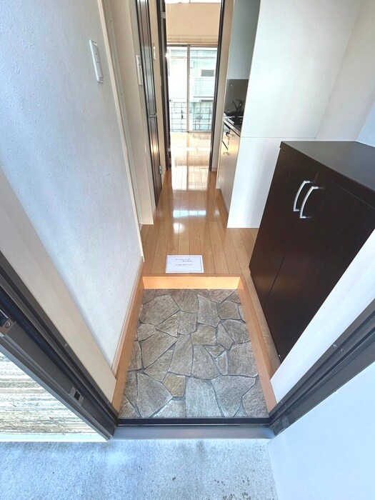 物件内観写真14　(玄関)