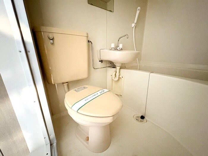 物件内観写真11　(トイレ)