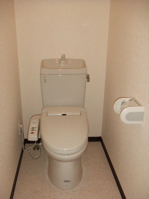 物件内観写真9　(トイレ)