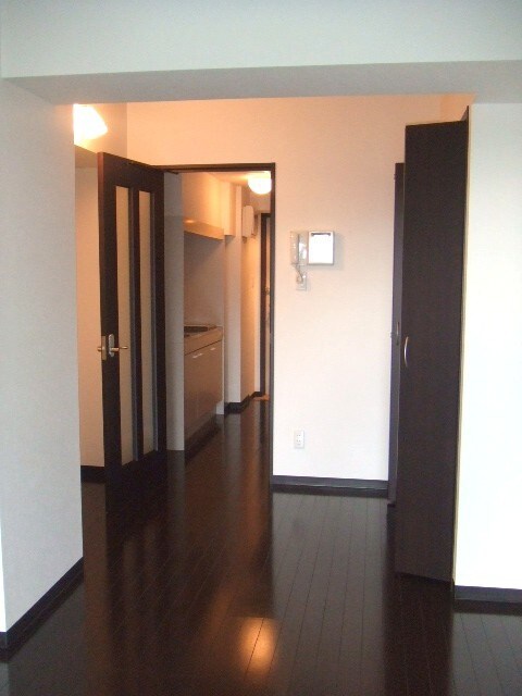 物件内観写真12　(室内からの展望)