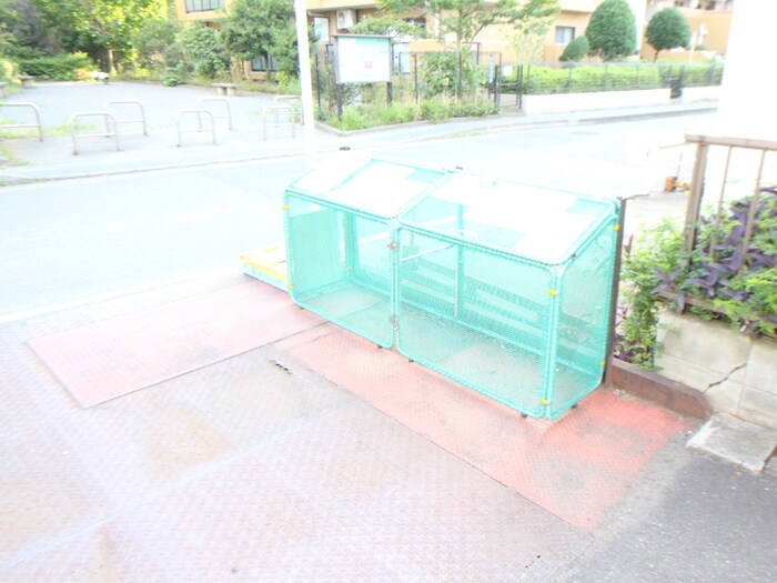 物件外観写真4　(周辺環境)