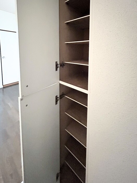 物件内観写真21　(収納)