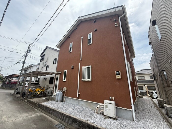 物件外観写真6　(外観写真)