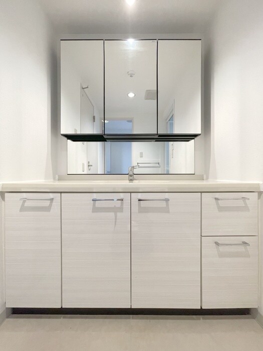 物件内観写真12　(洗面)