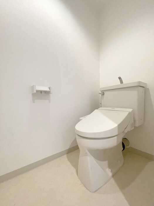 物件内観写真14　(トイレ)