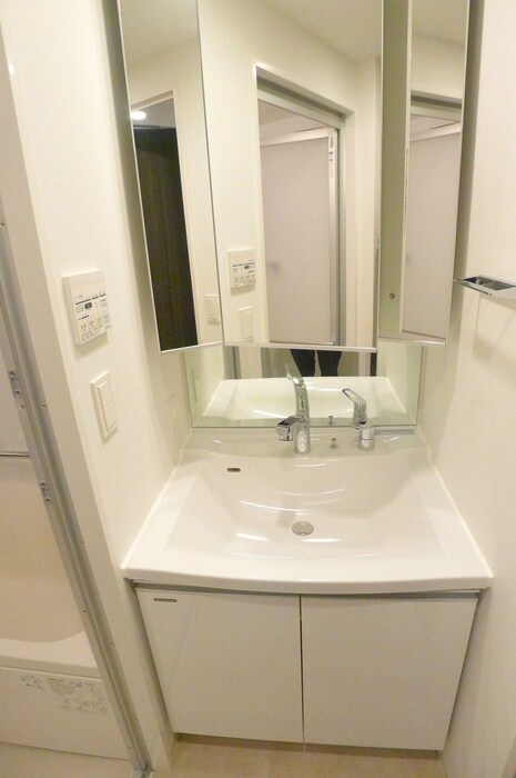 物件内観写真11　(洗面)