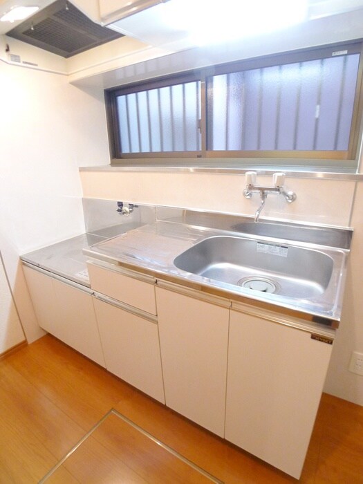 物件内観写真2　(キッチン)