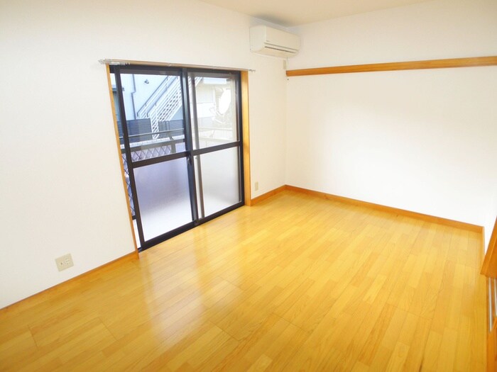 物件内観写真6　(居室)