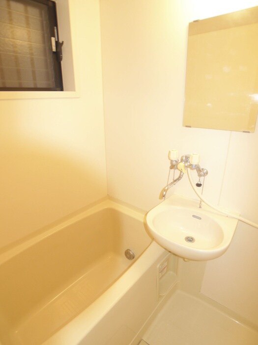 物件内観写真10　(バス／シャワールーム等)