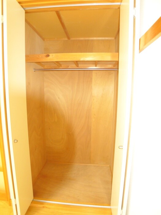 物件内観写真18　(収納)