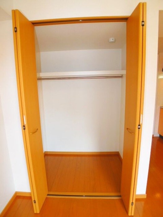 物件内観写真8　(収納)