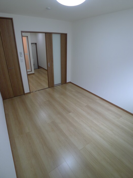 物件内観写真18　(居室)