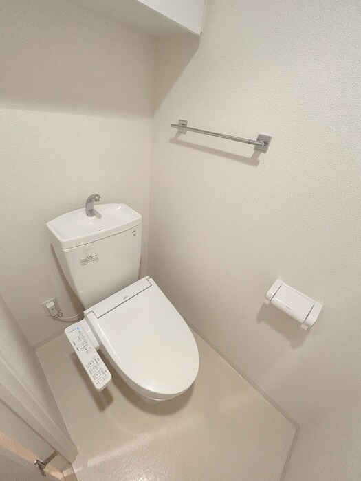 物件内観写真14　(トイレ)