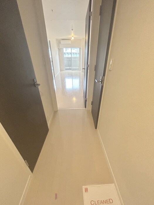 物件内観写真20　(廊下)