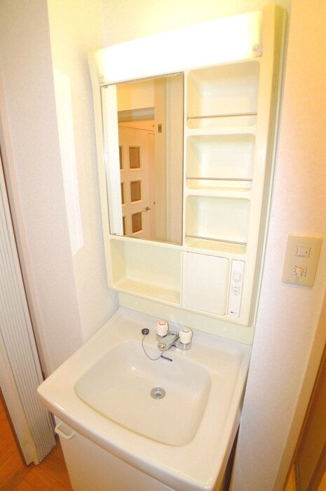 物件内観写真10　(洗面)