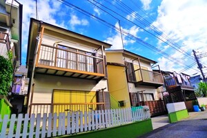 アジュ－ル　サイス外観写真