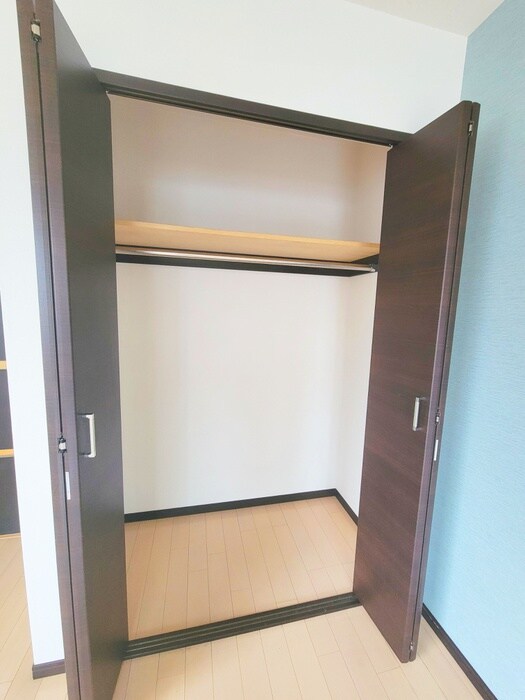 物件内観写真11　(収納)