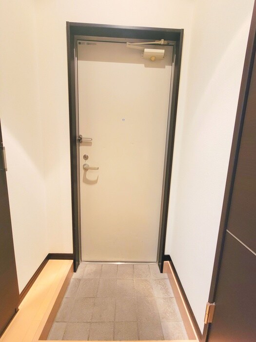 物件内観写真20　(玄関)