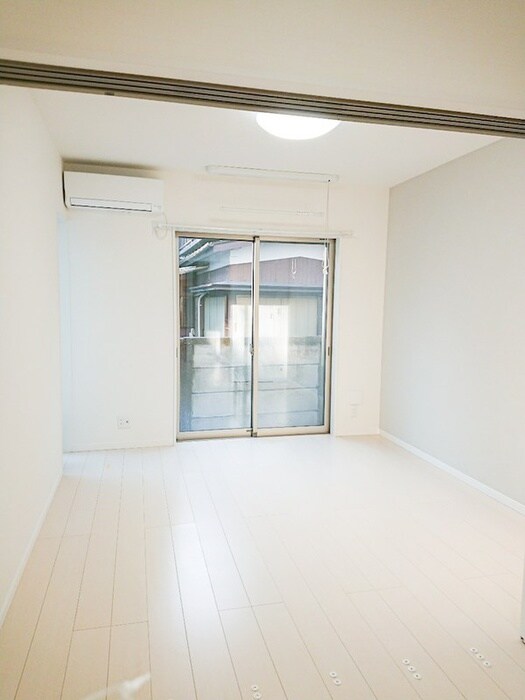 物件内観写真8　(内観写真)