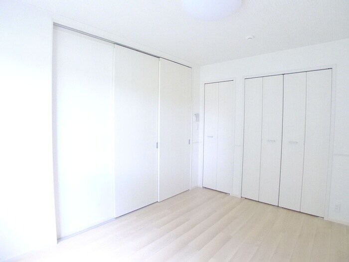 物件内観写真10　(居室)