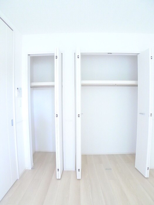 物件内観写真16　(収納)