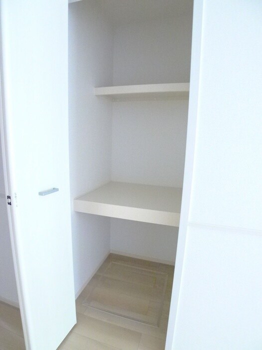 物件内観写真17　(収納)