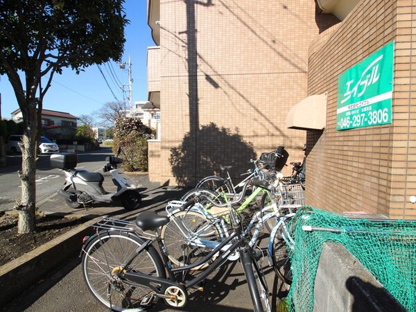 駐輪場