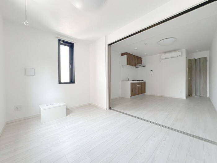 物件内観写真8　(居室)