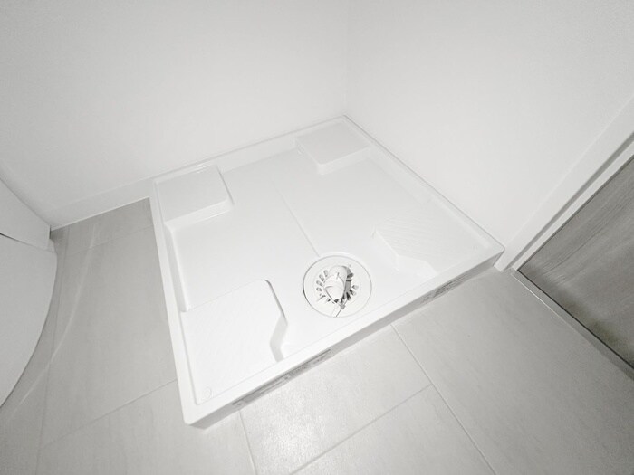 物件内観写真14　(洗濯機置場)