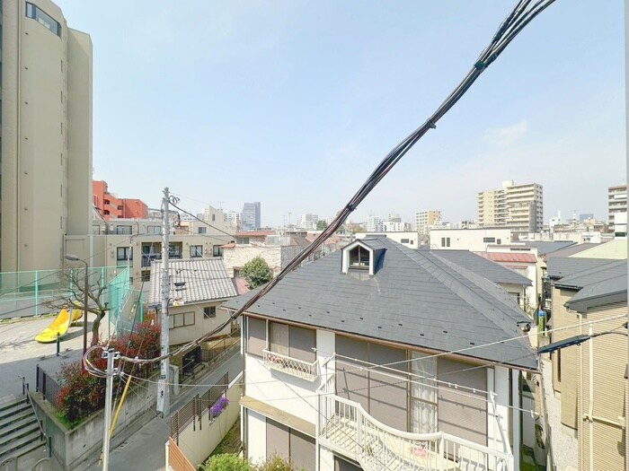 物件内観写真21　(室内からの展望)