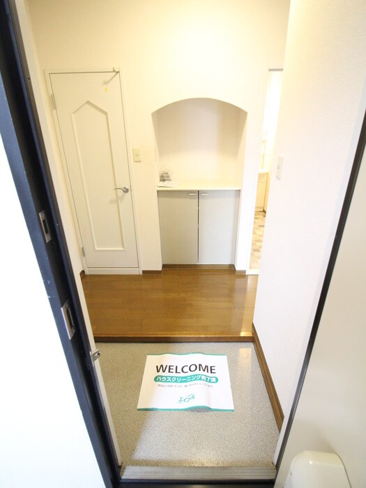 物件内観写真21　(玄関)