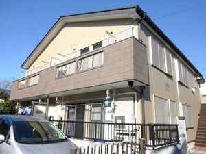 クロ－バ－ハイツ外観写真