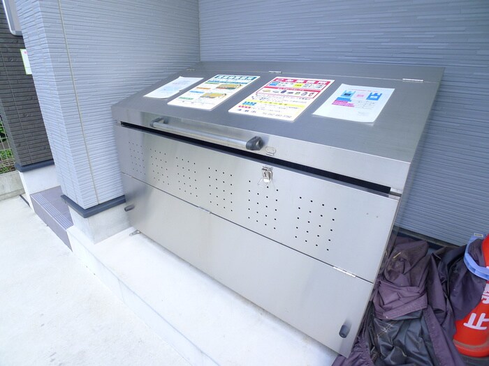 物件外観写真6　(建物設備)