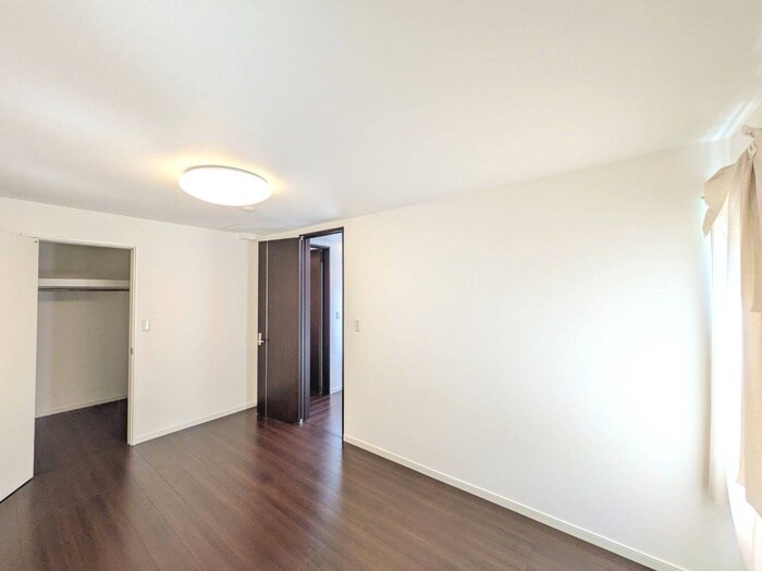 物件内観写真10　(居室)