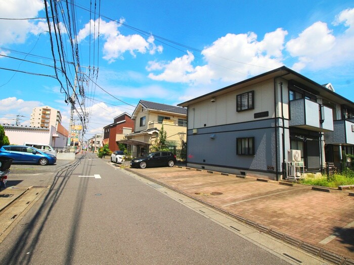 物件外観写真5　(周辺環境)