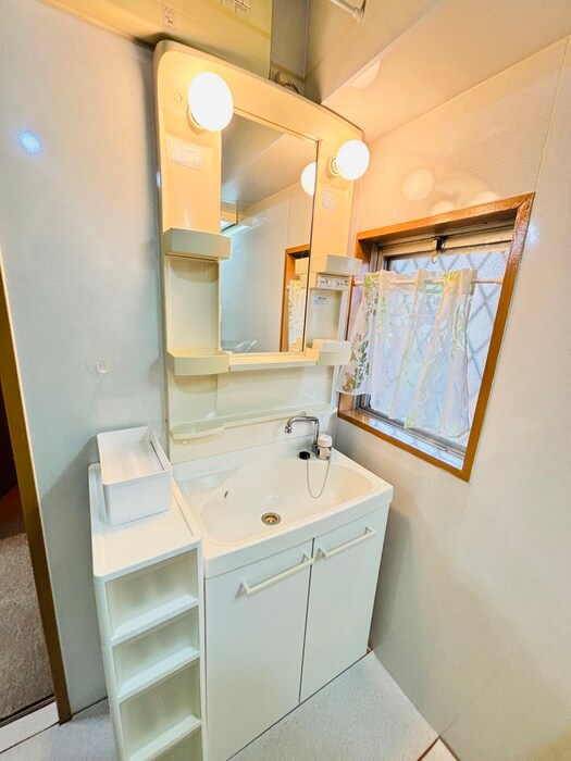 物件内観写真13　(洗面)