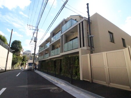 ｵｰﾌﾟﾝﾚｼﾞﾃﾞﾝｼｱ島津山ｺｰﾄ(107)外観写真