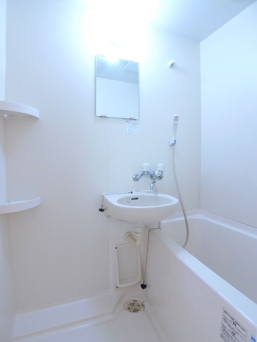 物件内観写真12　(バス／シャワールーム等)