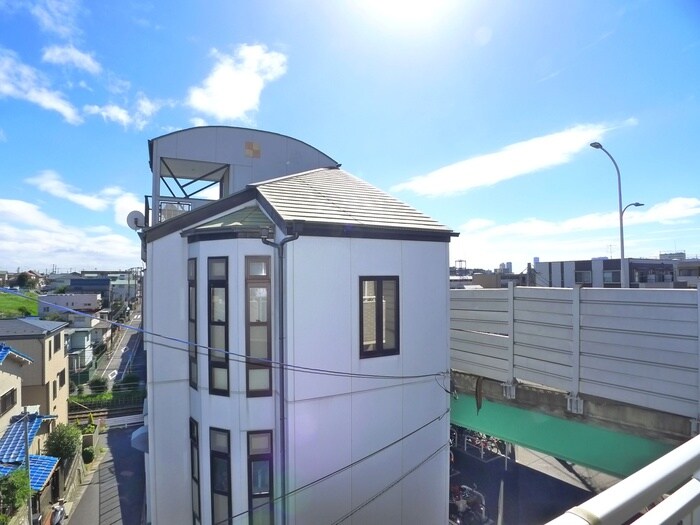 物件内観写真16　(室内からの展望)