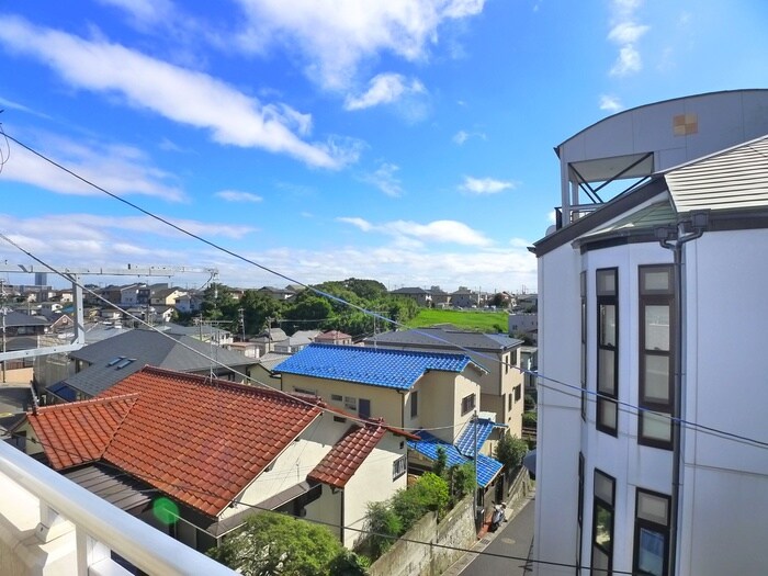 物件内観写真21　(室内からの展望)