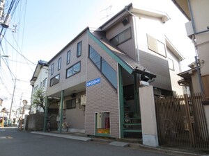 シャインロ－ド外観写真